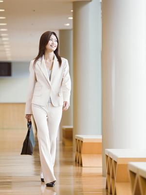 商標登録出願前の調査も行う大阪の弁理士